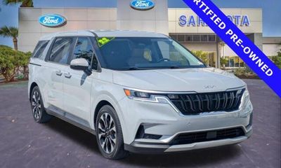 2022 Kia Carnival EX