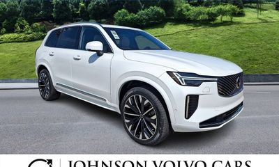 2026 Volvo XC90 Plus Bright