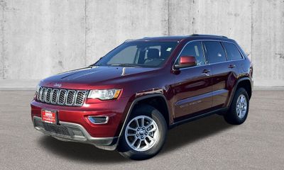 2020 Jeep Grand Cherokee Laredo