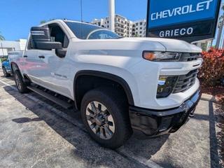 2026 Chevrolet Silverado HD Custom