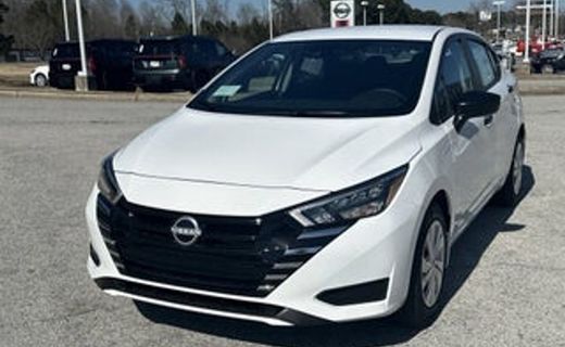 2024 Nissan Versa SV