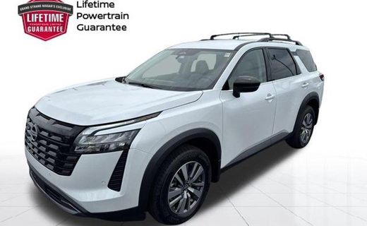 2026 Nissan Pathfinder SL