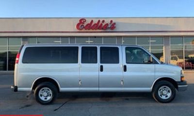 2017 Chevrolet Express Passenger LT EXT