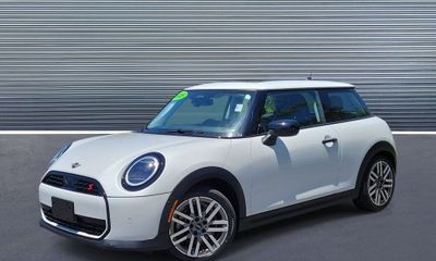 2025 Mini Hardtop S