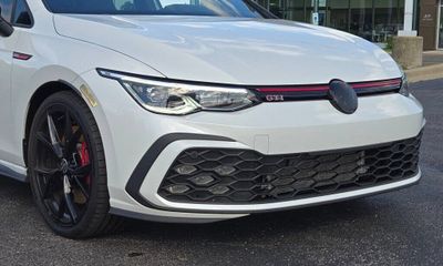 2024 Volkswagen Golf GTI 380 S