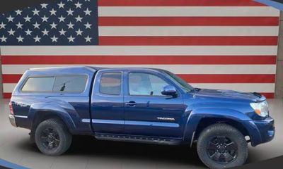 2006 Toyota Tacoma DLX