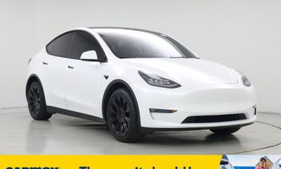 2022 Tesla Model Y Long Range