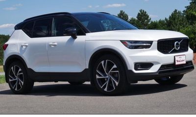 2021 Volvo XC40 R Design