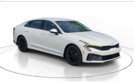 2026 Kia K5 LXS