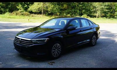2019 Volkswagen Jetta S SE R