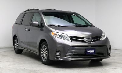 2020 Toyota Sienna Q Grade