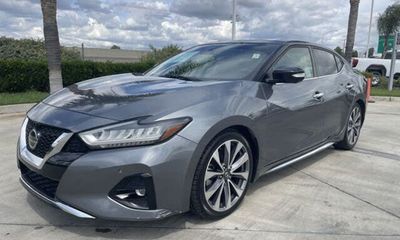 2019 Nissan Maxima S