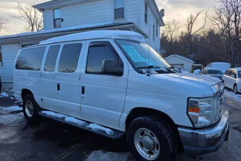 2010 Ford E 350 — a typically priced live listing