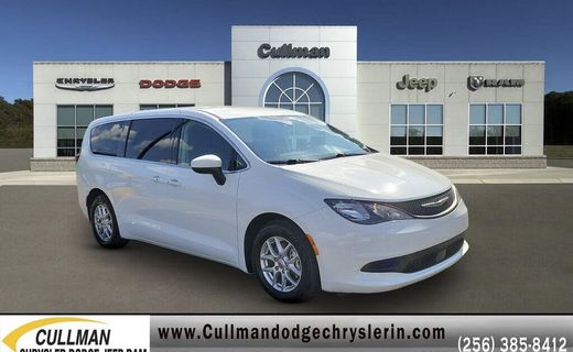 2023 Chrysler Voyager LX