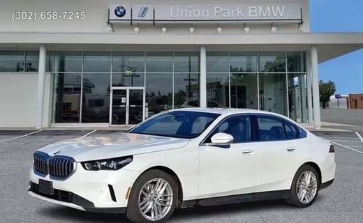 2025 BMW 540i