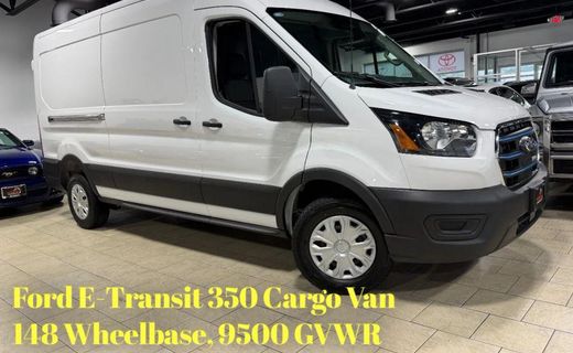 2023 Ford Transit Medium Roof