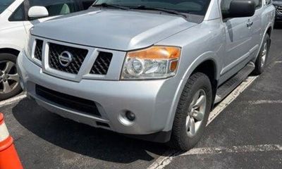 2015 Nissan Armada SV
