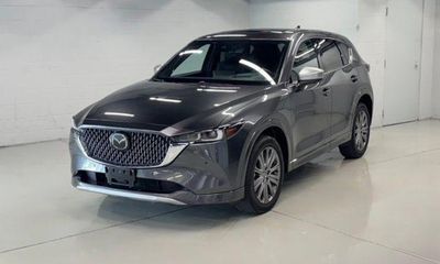 2024 Mazda CX-5 Signature