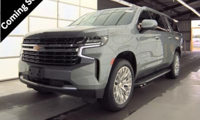 2023 Chevrolet Suburban LT