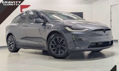 2022 Tesla Model X Plaid