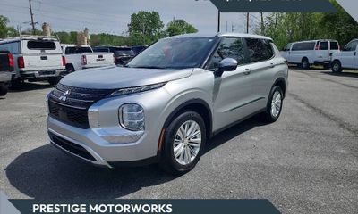 2022 Mitsubishi Outlander ES