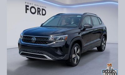 2024 Volkswagen Taos 4Motion S