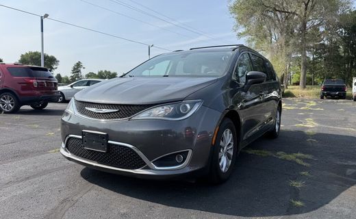 2018 Chrysler Pacifica Touring Plus