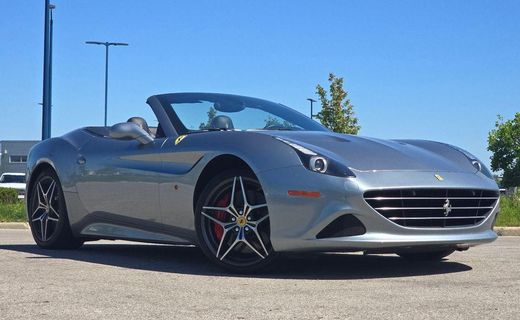 2017 Ferrari California T Roadster