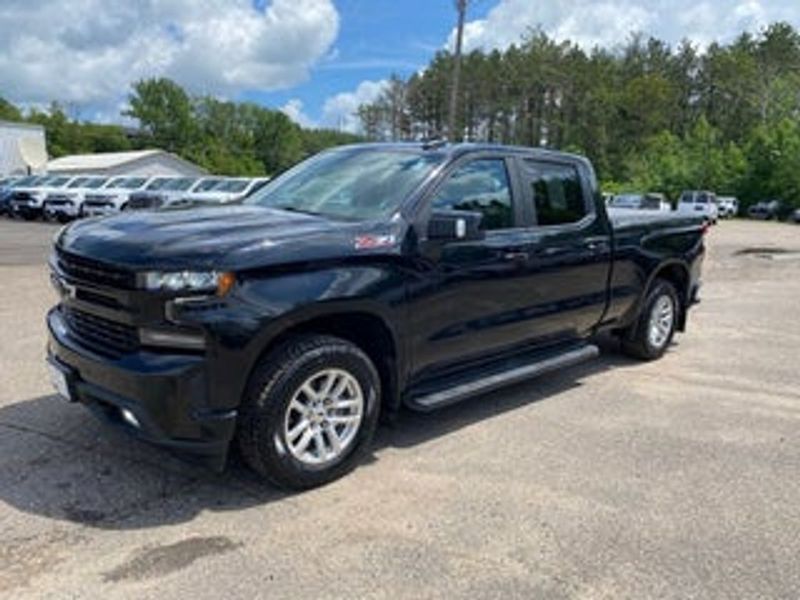 2018 Chevrolet Silverado — a typically priced live listing