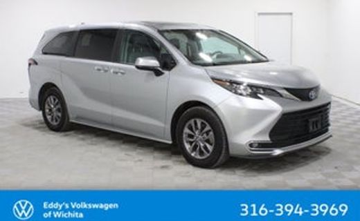 2024 Toyota Sienna Platinum