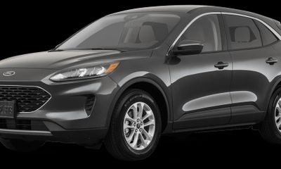 2020 Ford Escape SE