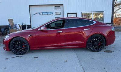 2017 Tesla Model S P100D
