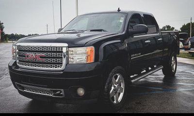 2011 GMC Sierra Denali