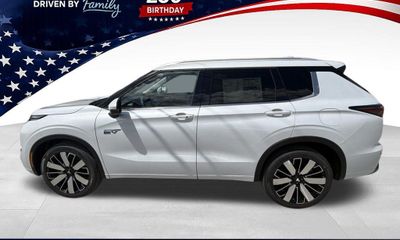 2026 Mitsubishi Outlander SEL S AWC