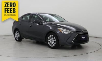 2017 Toyota Yaris IA Base