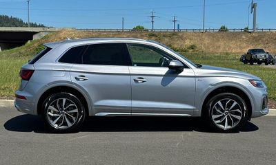 2024 Audi Q5 S Line Quattro