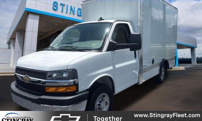 2025 Chevrolet Express 3500 Cutaway 139