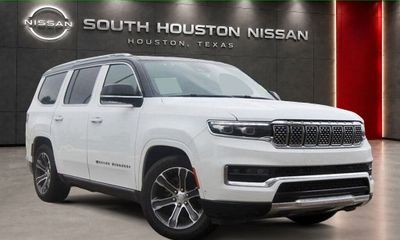 2023 Jeep Grand Wagoneer Base