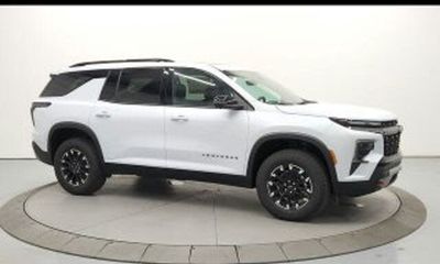2027 Chevrolet Traverse LT