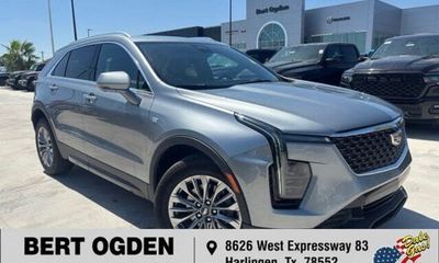 2025 Cadillac XT4 Premium Luxury