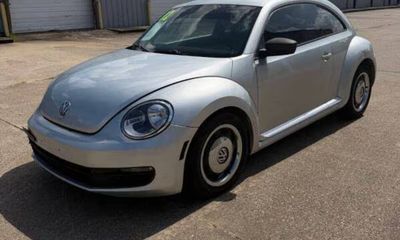 2012 Volkswagen Beetle 25L