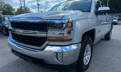 2018 Chevrolet Silverado LT