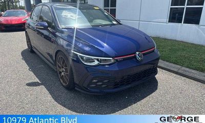 2024 Volkswagen Golf GTI SE