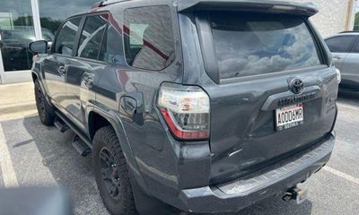 2024 Toyota 4RUNNER SR5
