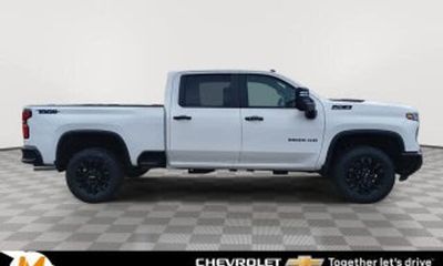 2026 Chevrolet Silverado HD LTZ