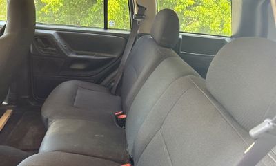 2004 Jeep Grand Cherokee Laredo