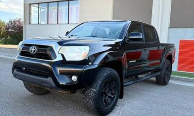 2015 Toyota Tacoma Delux Grade
