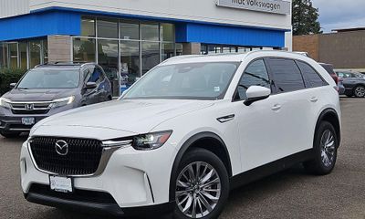 2024 Mazda CX-90 Preferred Package