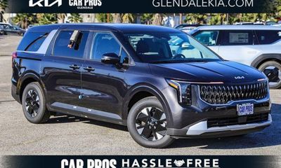 2026 Kia Carnival LXS