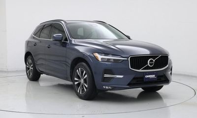 2023 Volvo XC60 Core Bright Theme